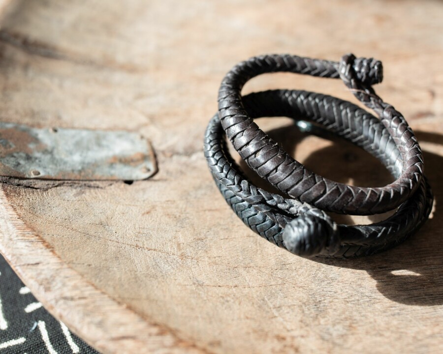 Buy Mens Black Leather Rope Bracelet, Minimalist Bracelet, Leather Jewelry  for Men, Father's Day Gift for Him, Boyfriend Anniversary Gift Online in  India - Etsy